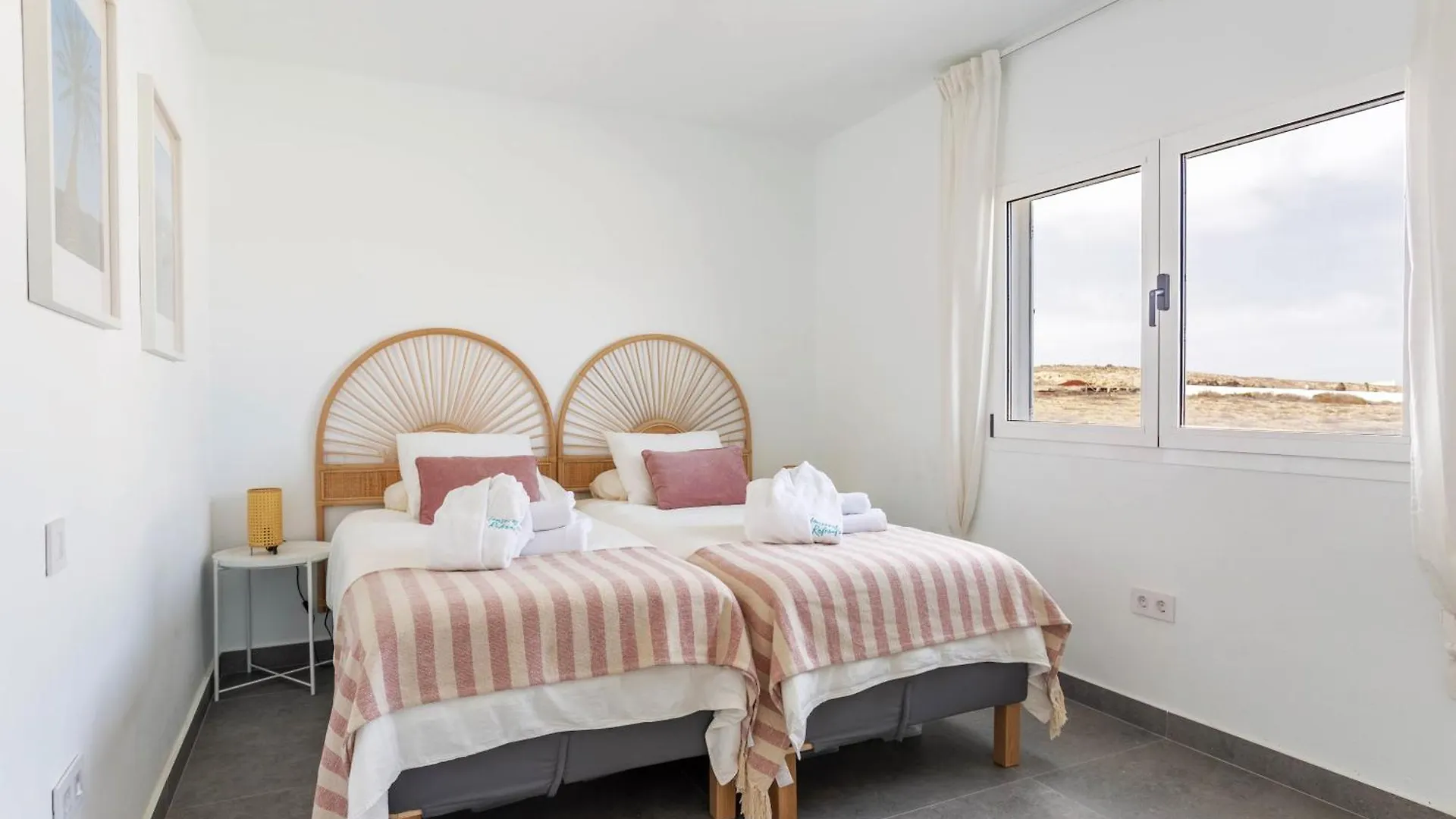Holiday home Casita San Juan, Near Famara Beach, Surf, Kite, Hike