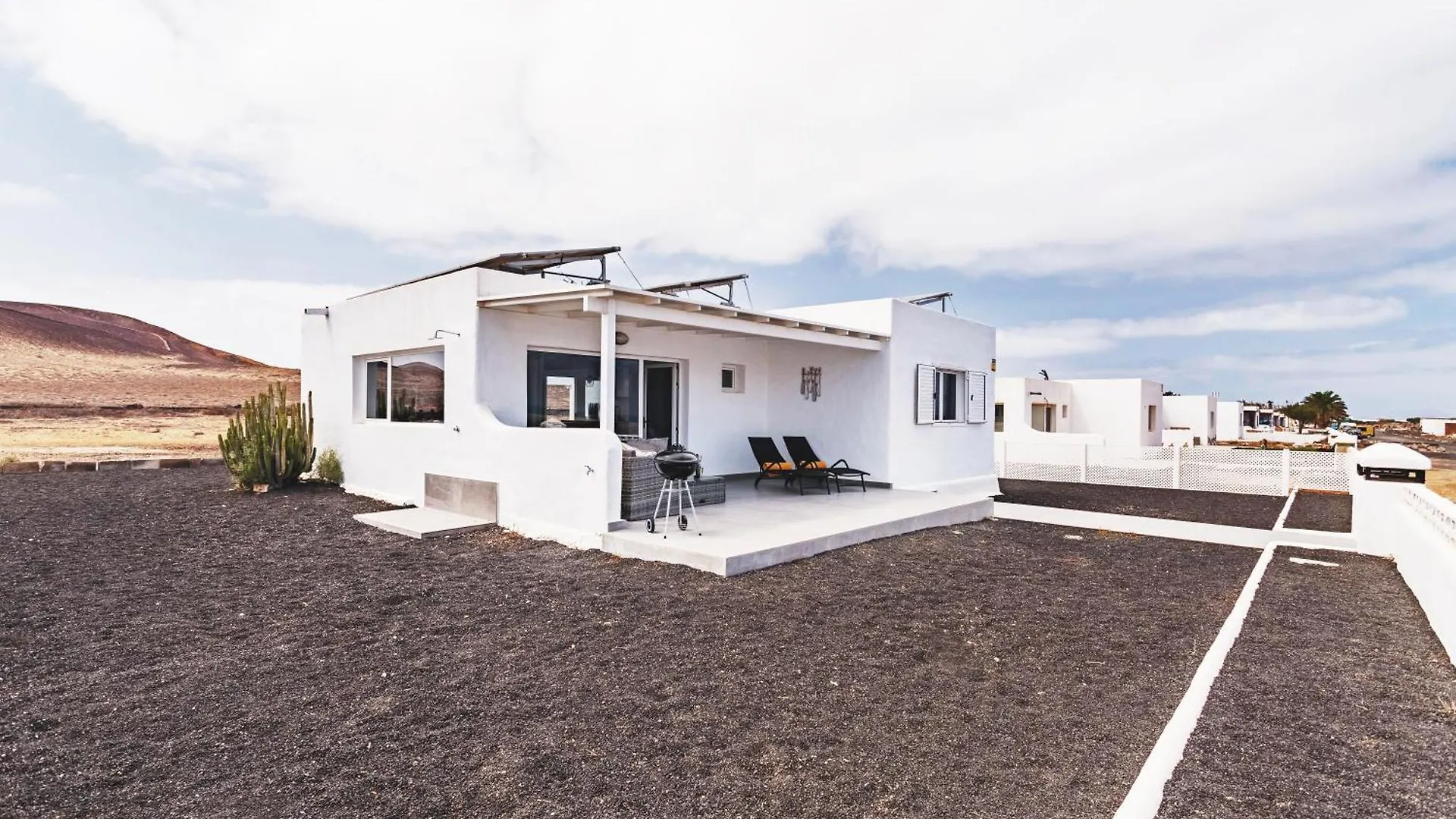 Casita San Juan, Near Famara Beach, Surf, Kite, Hike 0*,  Spain